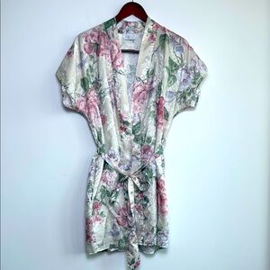 Pinx Satin Floral Kimono Robe - Soft Pink &
Sage - Size‎ M